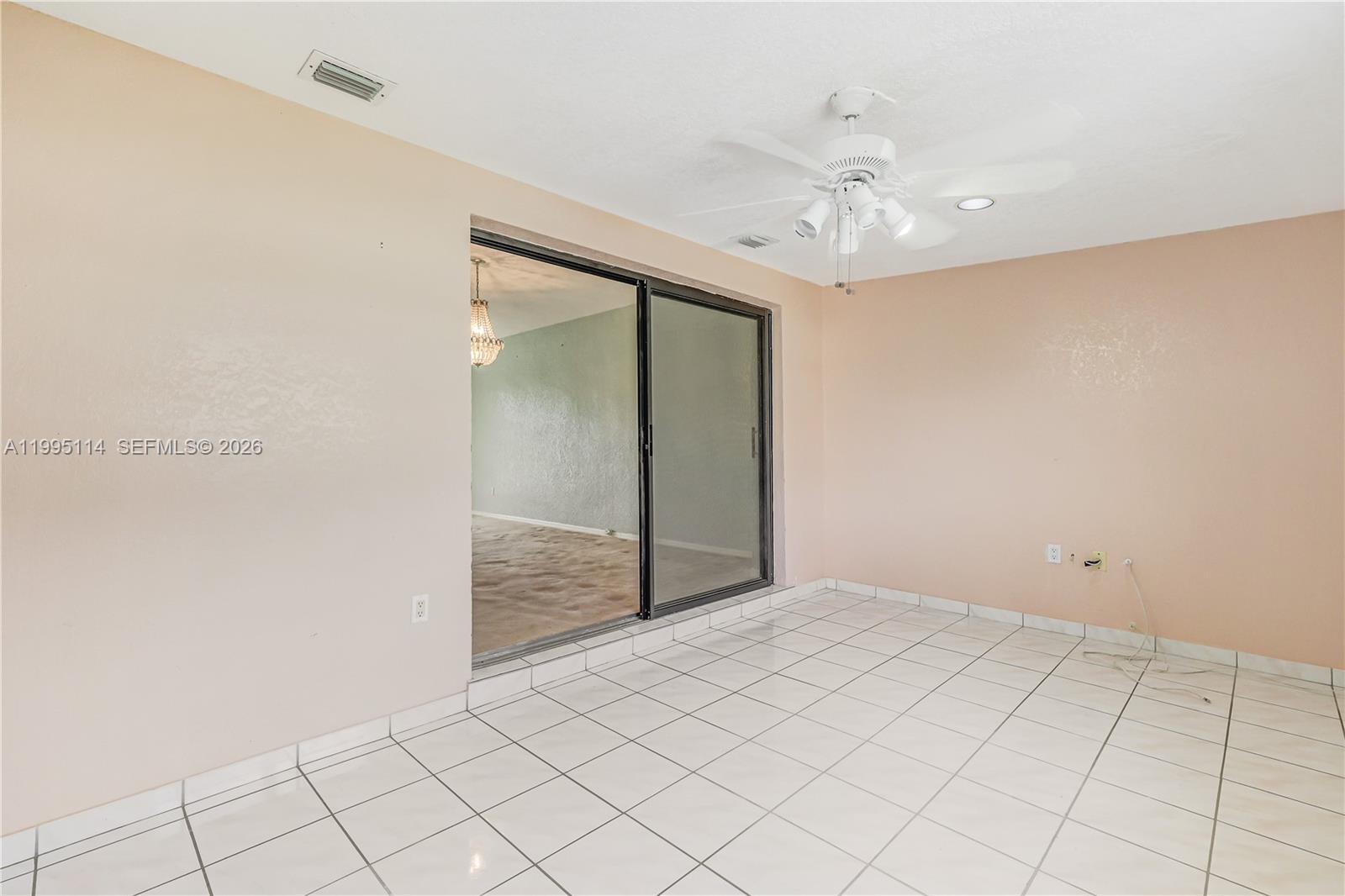SO MIAMI HEIGHTS ADDN E - Residential