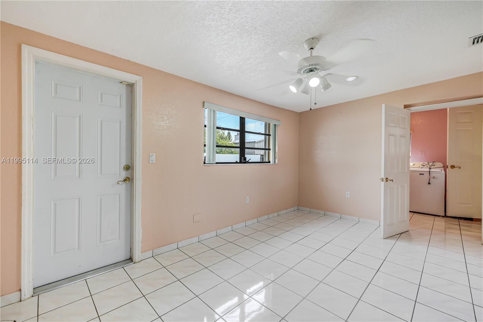 SO MIAMI HEIGHTS ADDN E - Residential