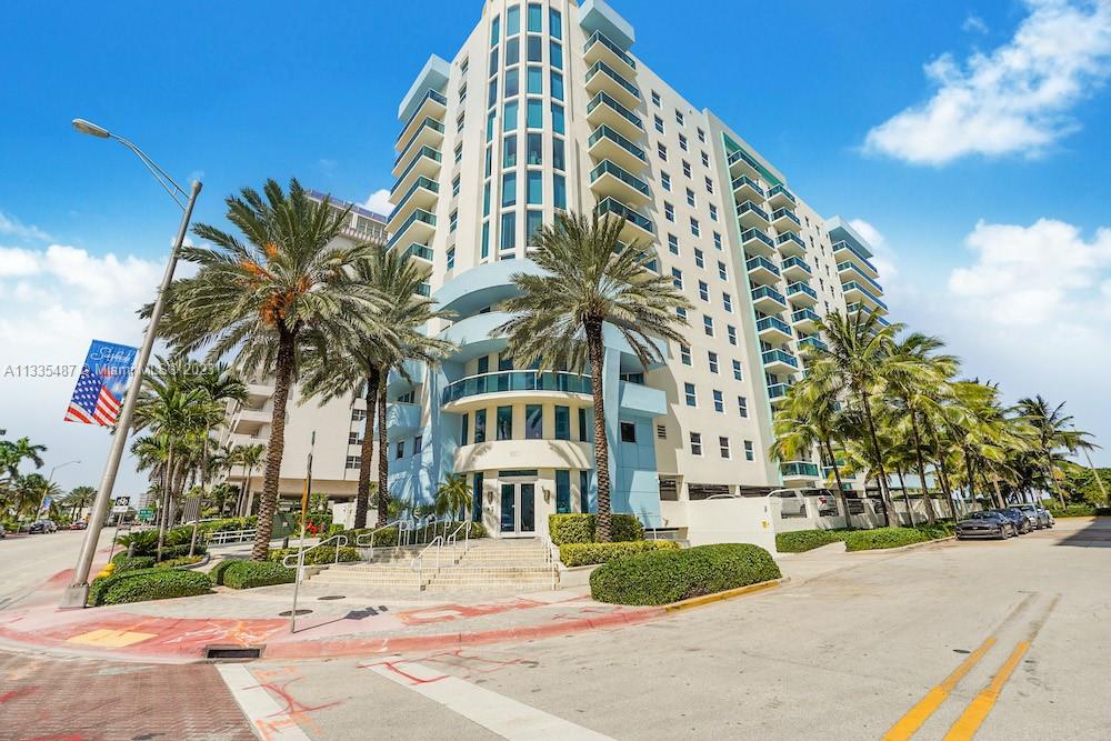 OCEAN FRONT!! Exclusive BOUTIQUE BLDG NW corner unit with 2 beds, 2 baths. Ocean and Sunset views. Open Kitchen, Large Master Bath and Walk in Closet. FULLY FURNISHED! washer and dryer in the unit. Great Building Amenities: 1 Heated Pool with Jacuzzi, Ocean Lounge, Chairs and Umbrella Service, Barbeque, Beach Volleyball, Gym, Billiard Room, WIFI in Common Area, Bike Storage. Walking distance to Bal Harbor Shops, Publix, Restaurants and much more. LIVING IN THE HEART OF SURFSIDE BEACH. **** CAN BE RENTED FOR 3 MONTHS, 6 MONTHS OR 1 YEAR***