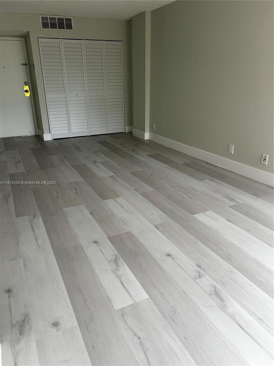 PLAZA OF AMERICAS CONDO P - Residential