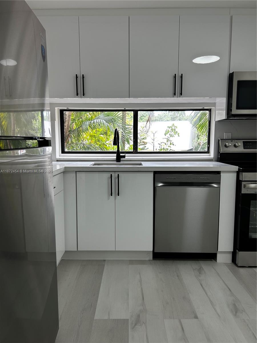 PLAZA OF AMERICAS CONDO P - Residential