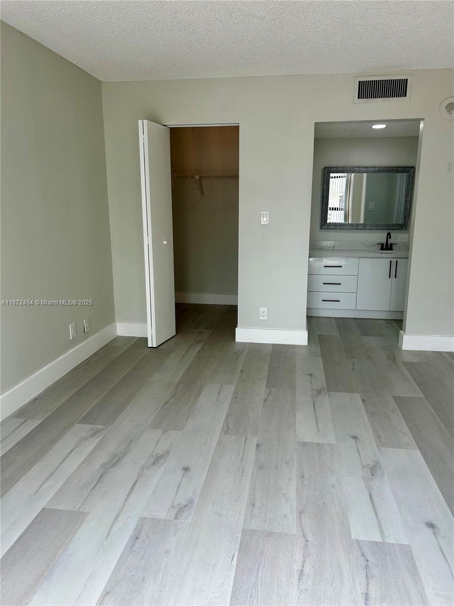 PLAZA OF AMERICAS CONDO P - Residential