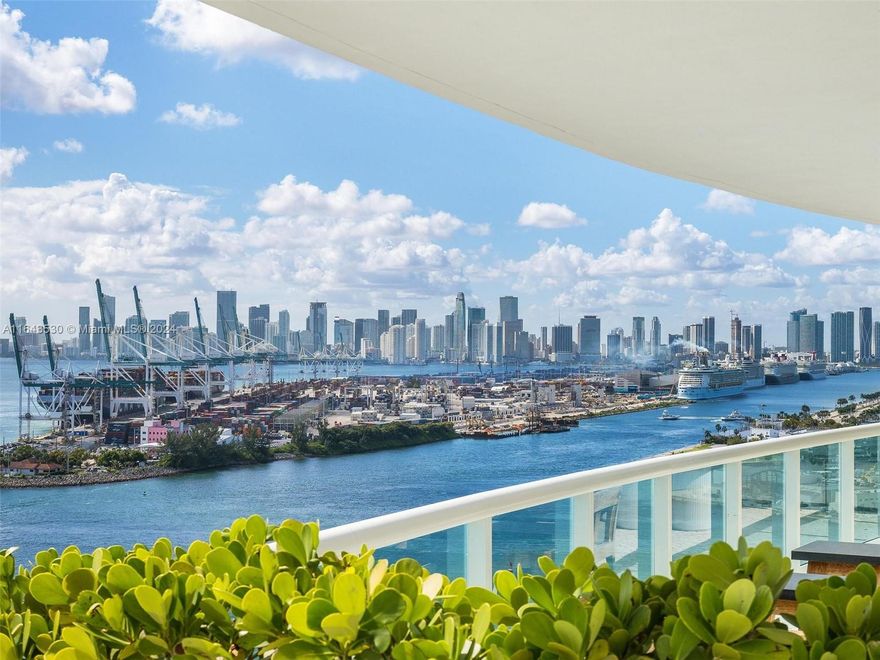 stunning spacious unit with direct ocean and bay view featuring marble floors thought-out the unit, stainless steel appliances , large balcony in exclusive Sofi neighborhood. High end amenities such as private beach club, 2 pools, Tennis Court, Restaurant , Spa. Den can be used as an office or bedroom