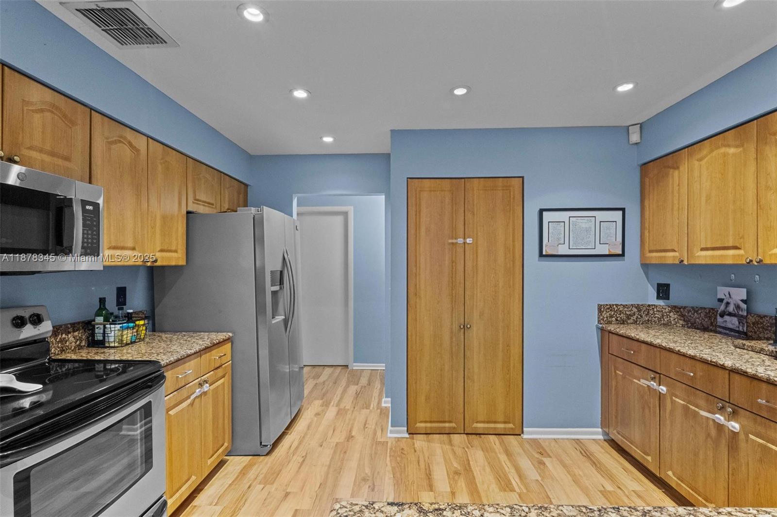 OAK GROVE AT FOREST RIDGE - Residential