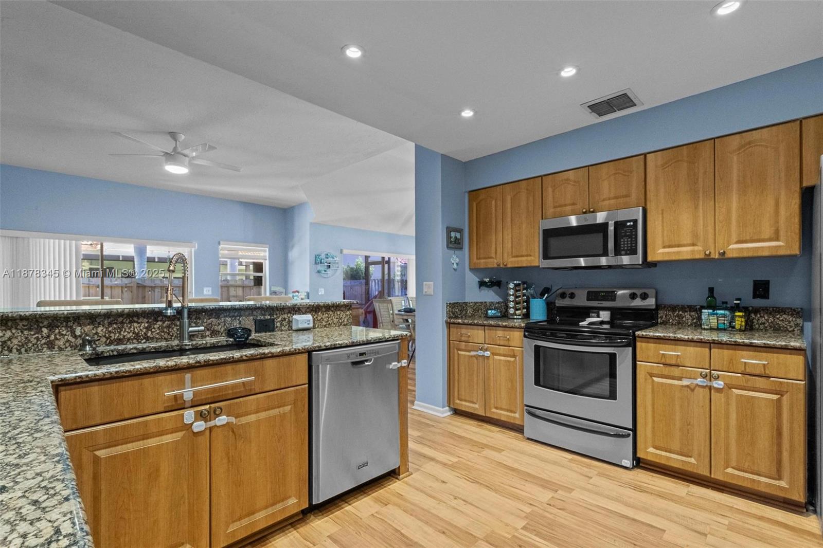 OAK GROVE AT FOREST RIDGE - Residential