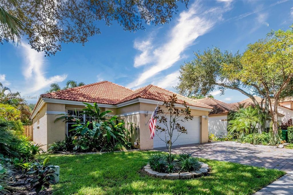 Photo of 2793 Oakleigh Ln, Davie, FL 33328 (MLS # A11878345)