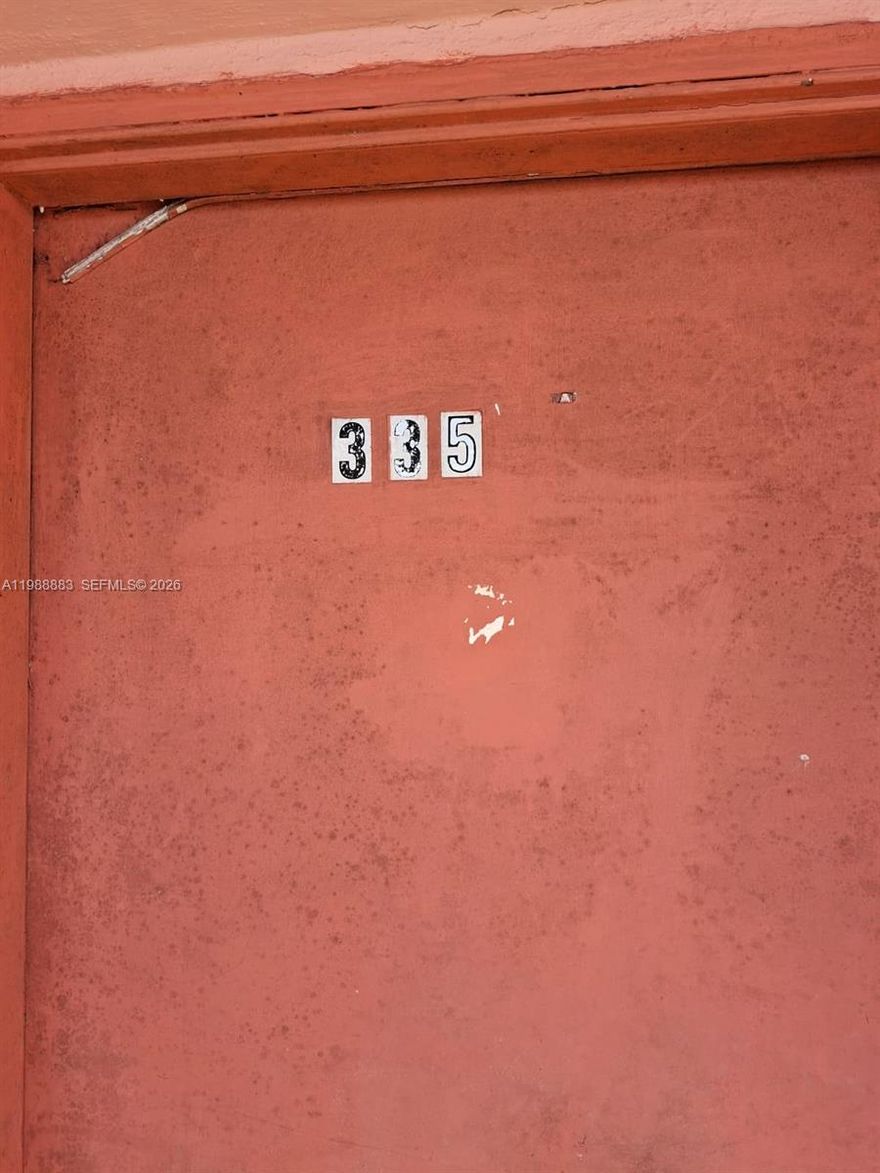 Spacious 2-bedroom, 2-bathroom condo for sale on the 3rd floor, featuring a private balcony and elevator access. The building offers washer and dryer facilities, with water included. Conveniently located near schools, shopping, places of worship and restaurants, with easy access to US-1 and major highways. Situated within a gated community—an excellent investment opportunity.