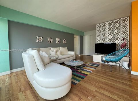 1400 Pennsylvania Ave 8 Miami Beach FL 33139