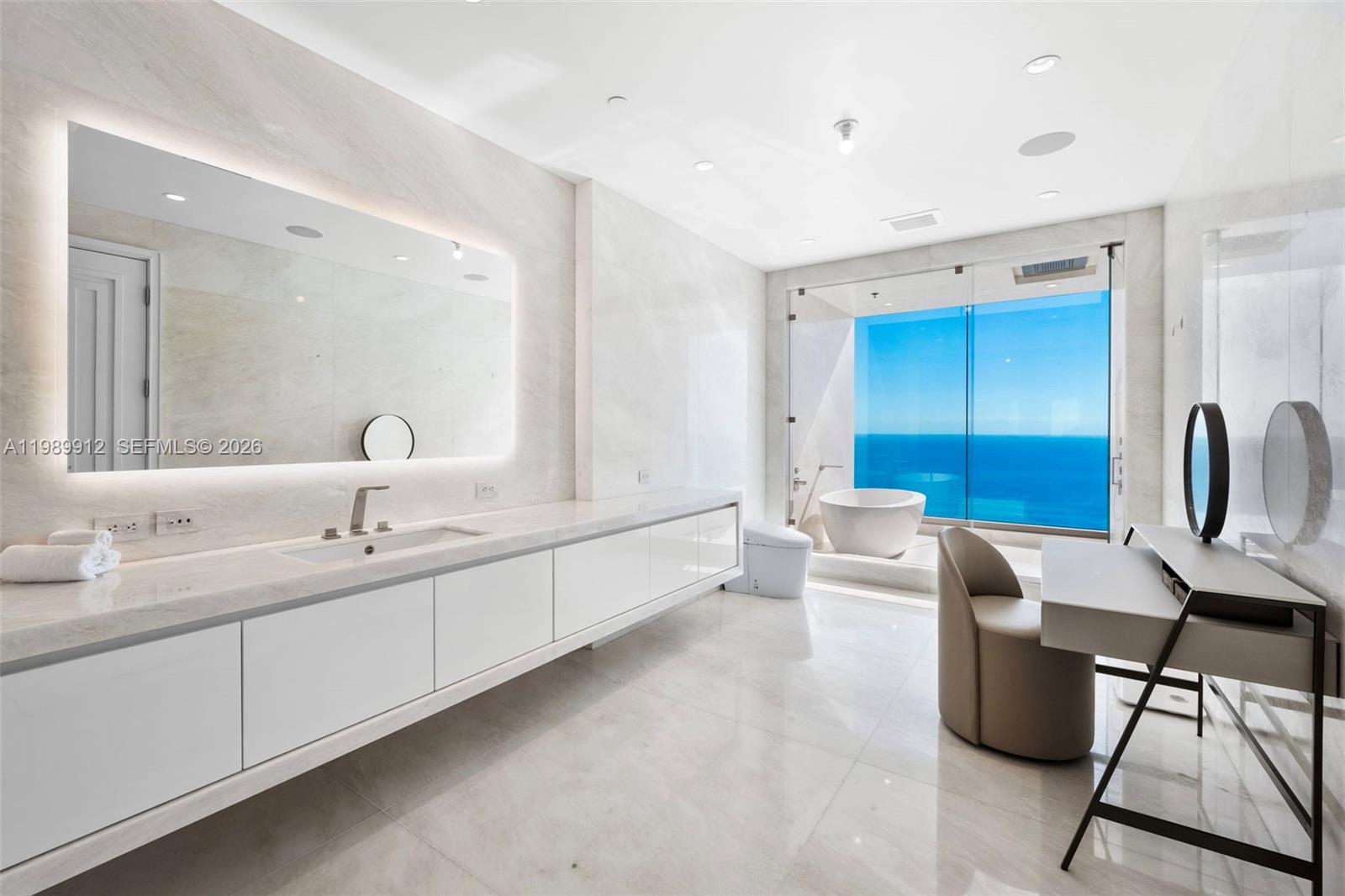 NORTH BISCAYNE BEACH AMEN - Residential