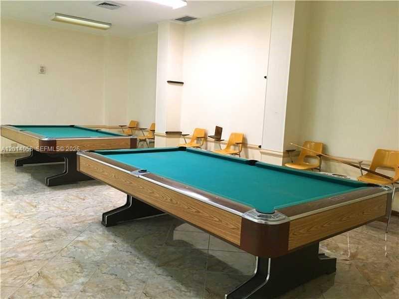 WINSTON TOWERS 200 - Residential Lease