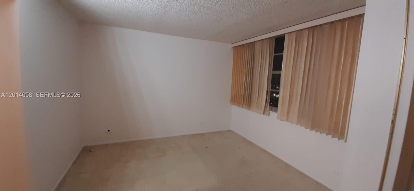 WINSTON TOWERS 200 - Residential Lease