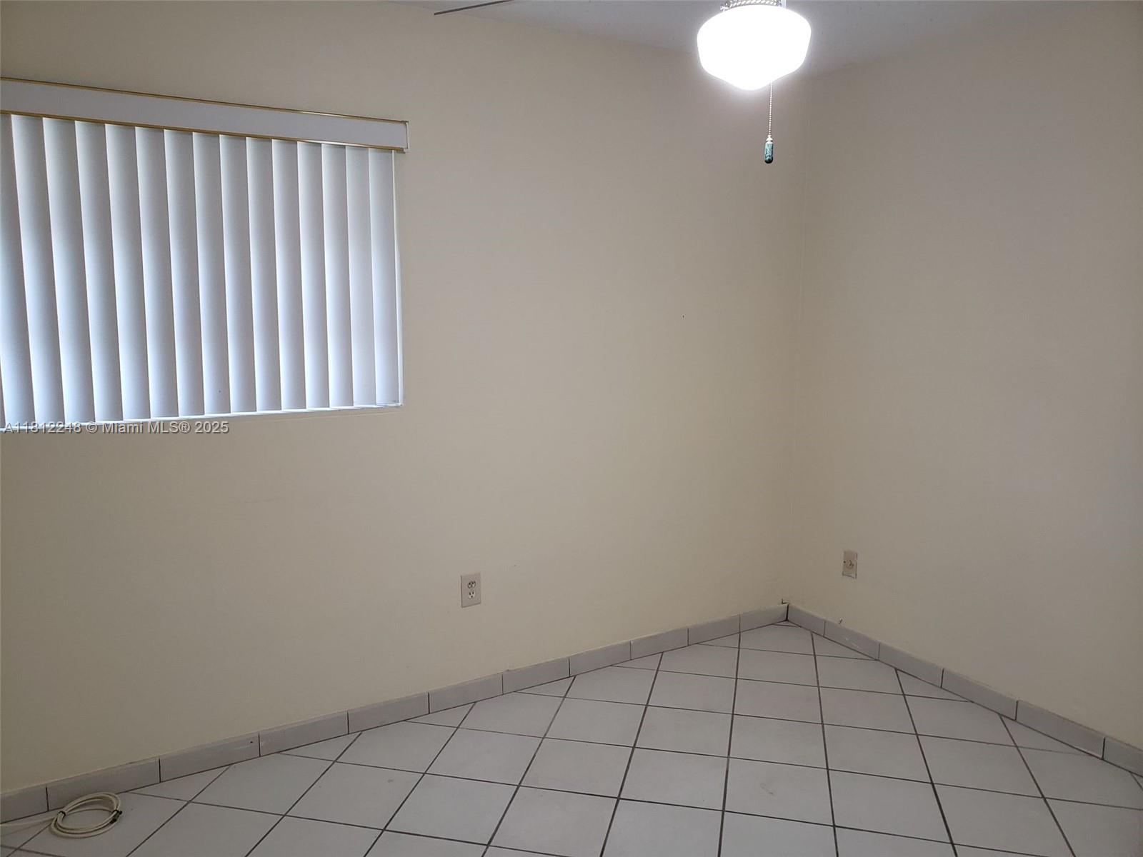 CORAL GABLES GRANADA SEC - Residential