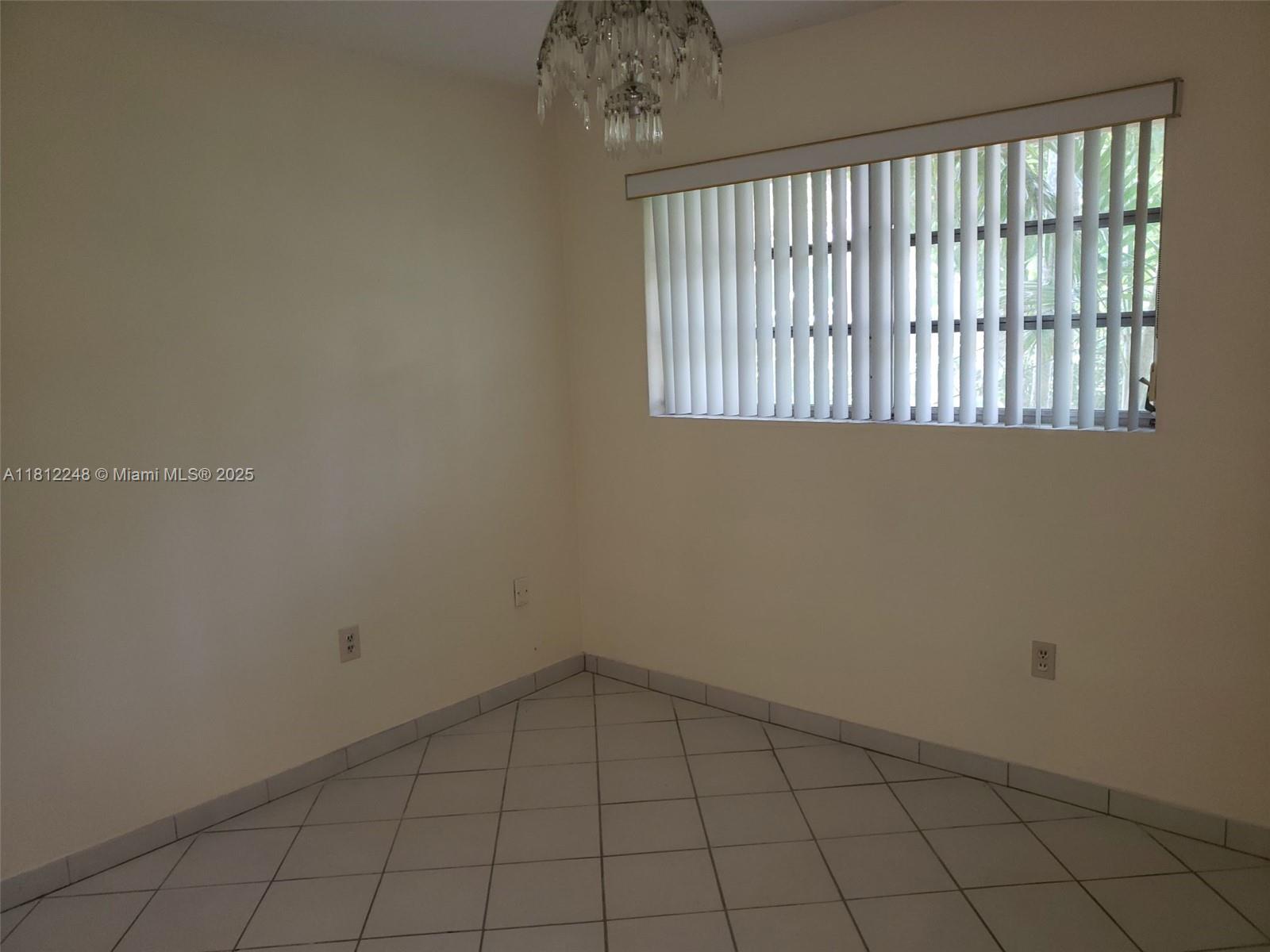 CORAL GABLES GRANADA SEC - Residential