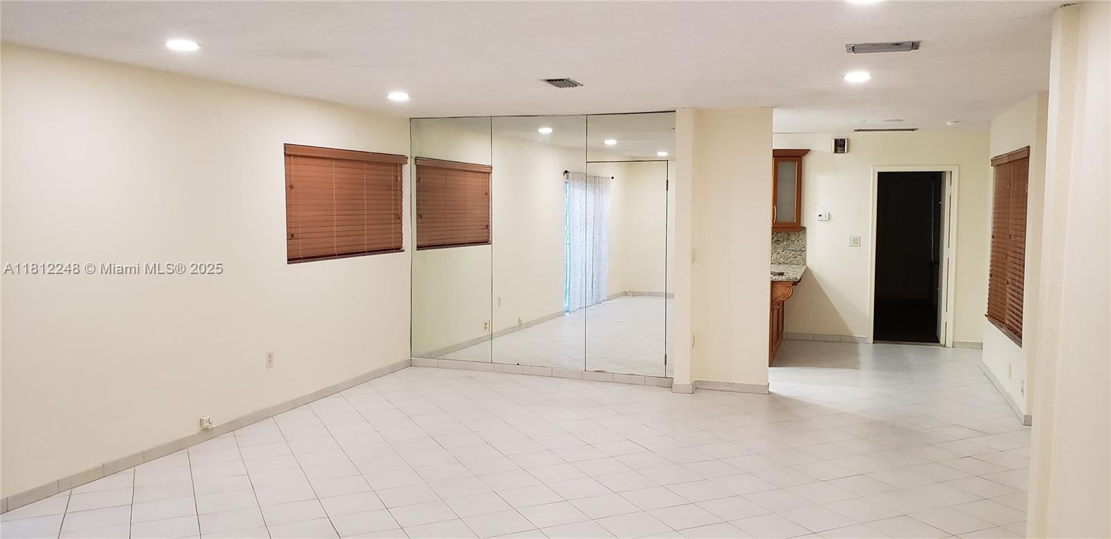 CORAL GABLES GRANADA SEC - Residential