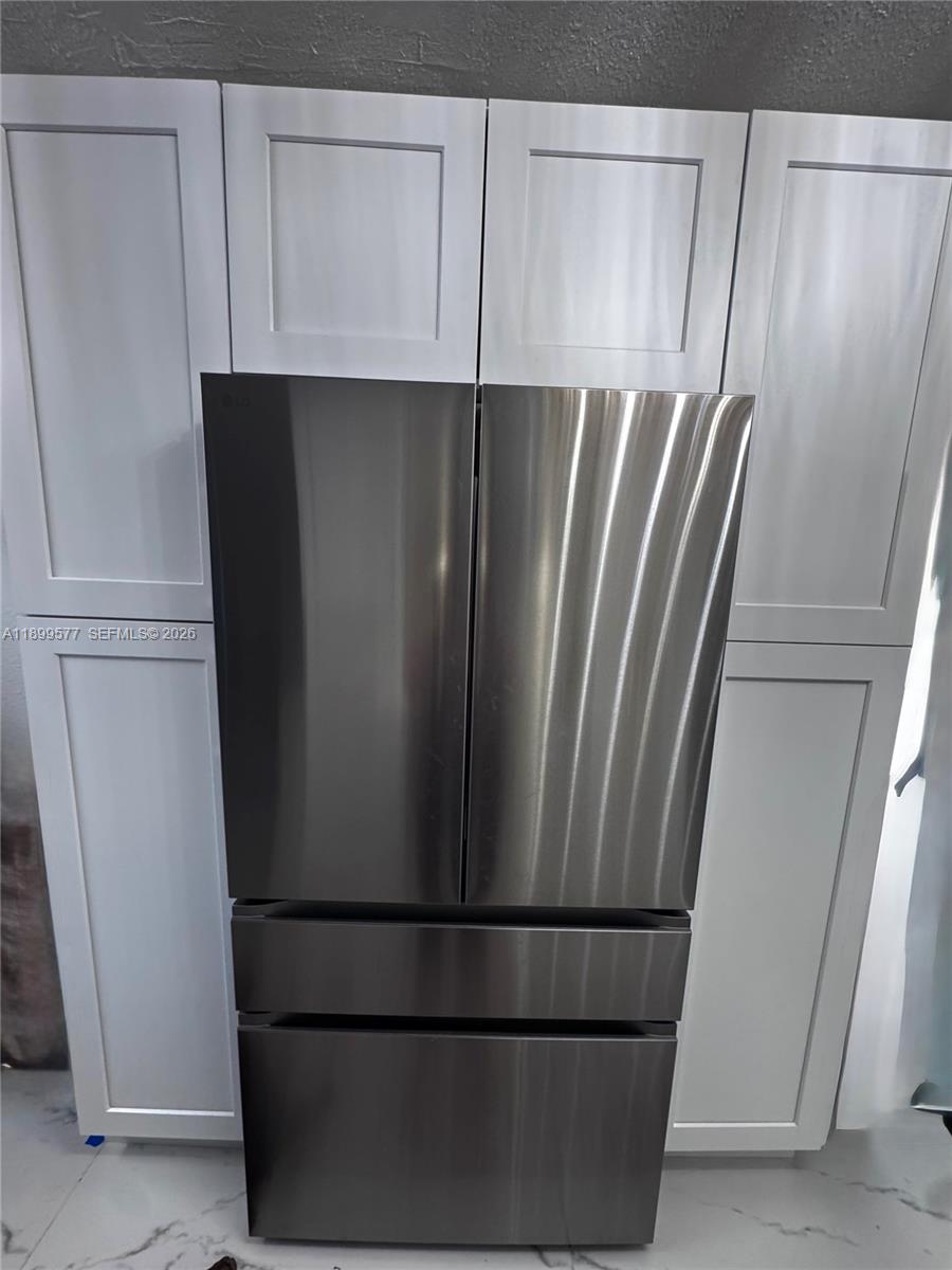 G W MOODYS SUB - Residential Income