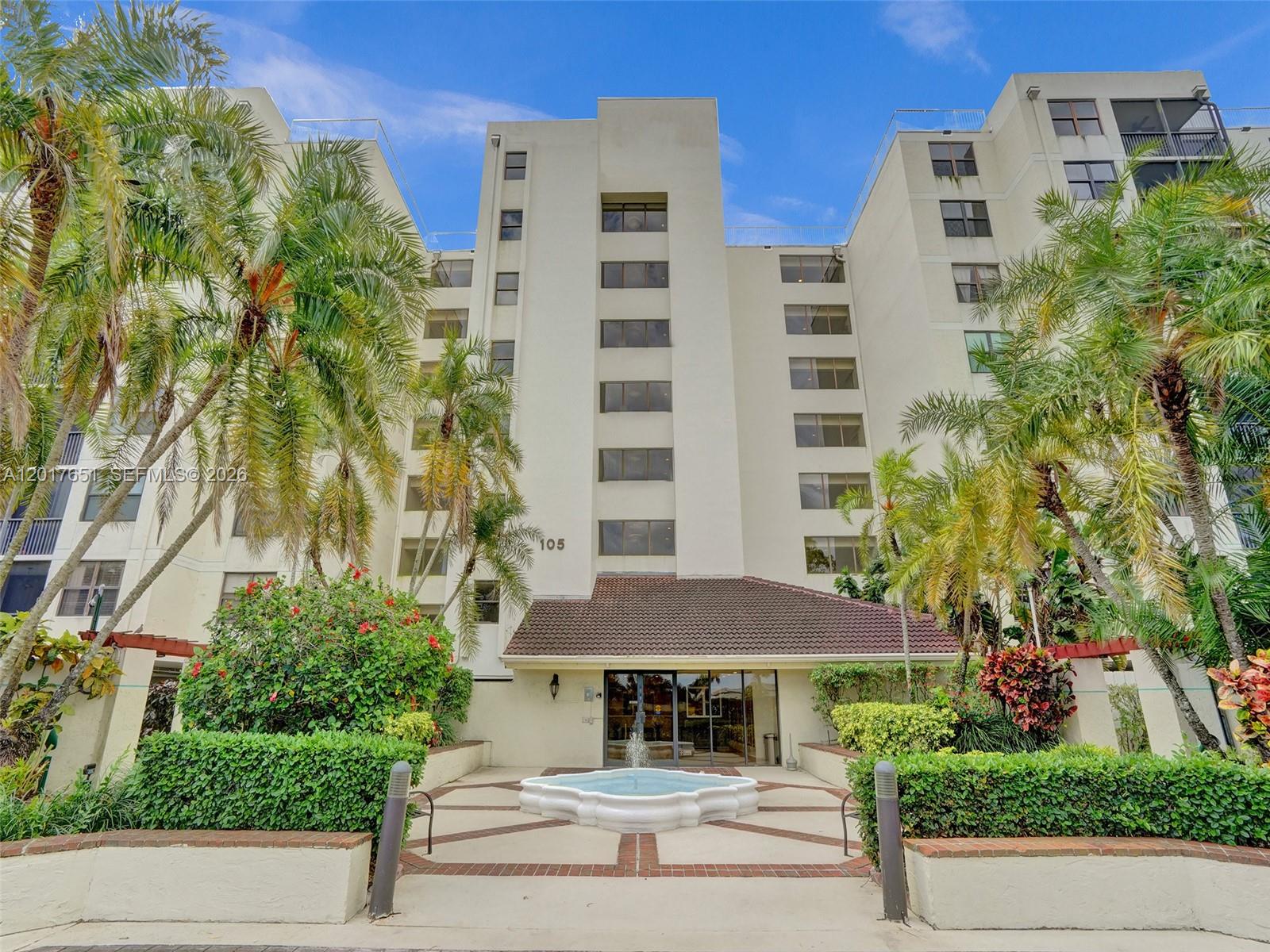 LAKE EMERALD CONDOMINIUM - Residential
