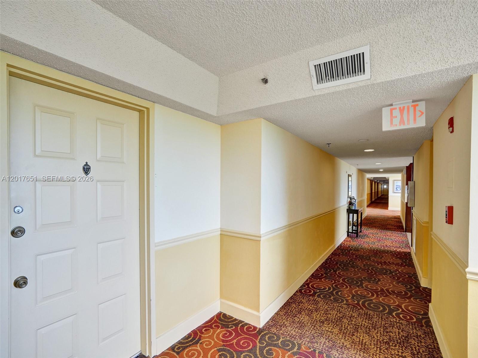 LAKE EMERALD CONDOMINIUM - Residential