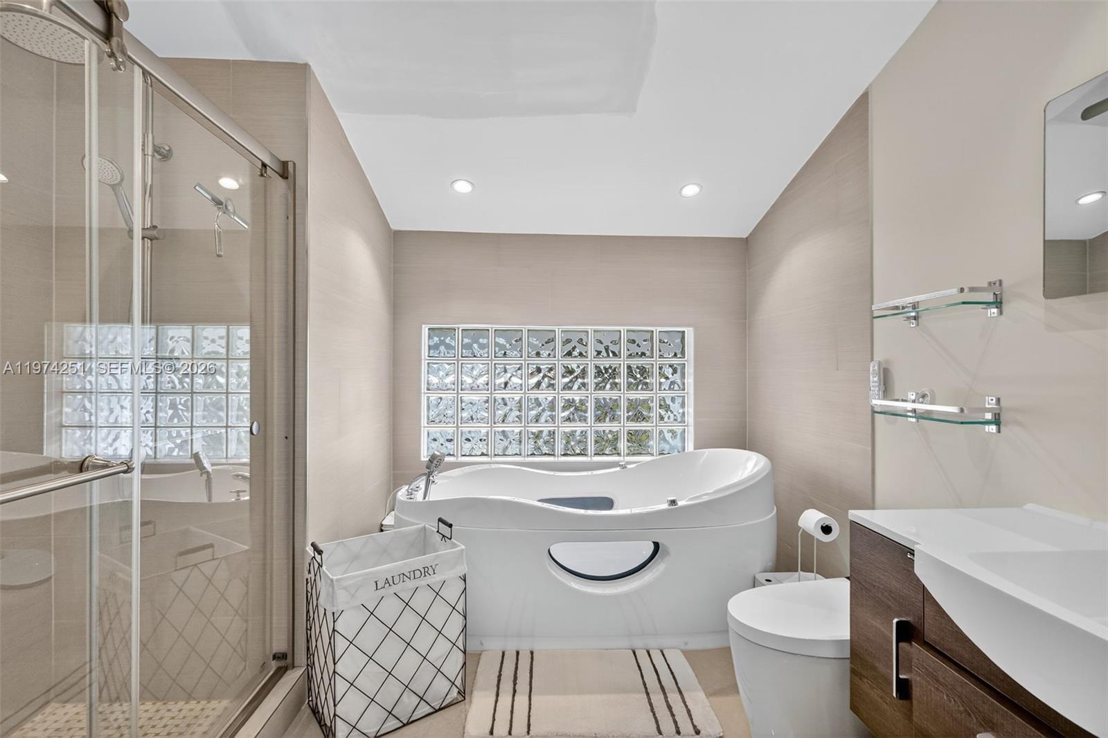 SAN SIMEON HOMES - Residential