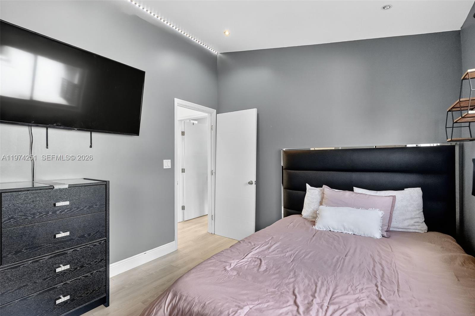 SAN SIMEON HOMES - Residential