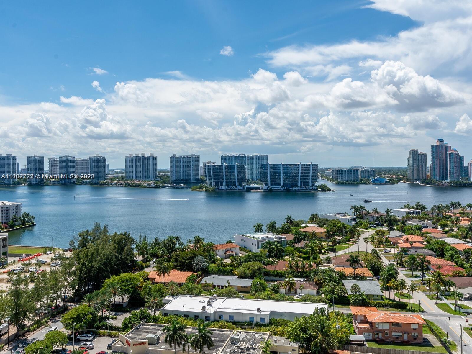 18555 COLLINS AVENUE COND - Residential