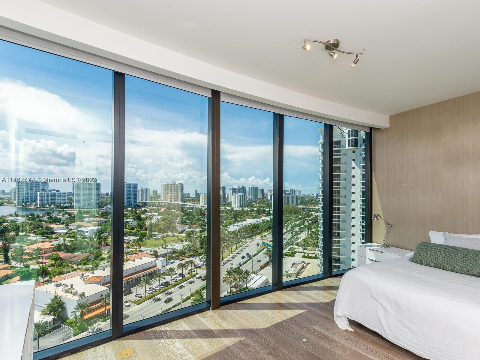 18555 COLLINS AVENUE COND - Residential