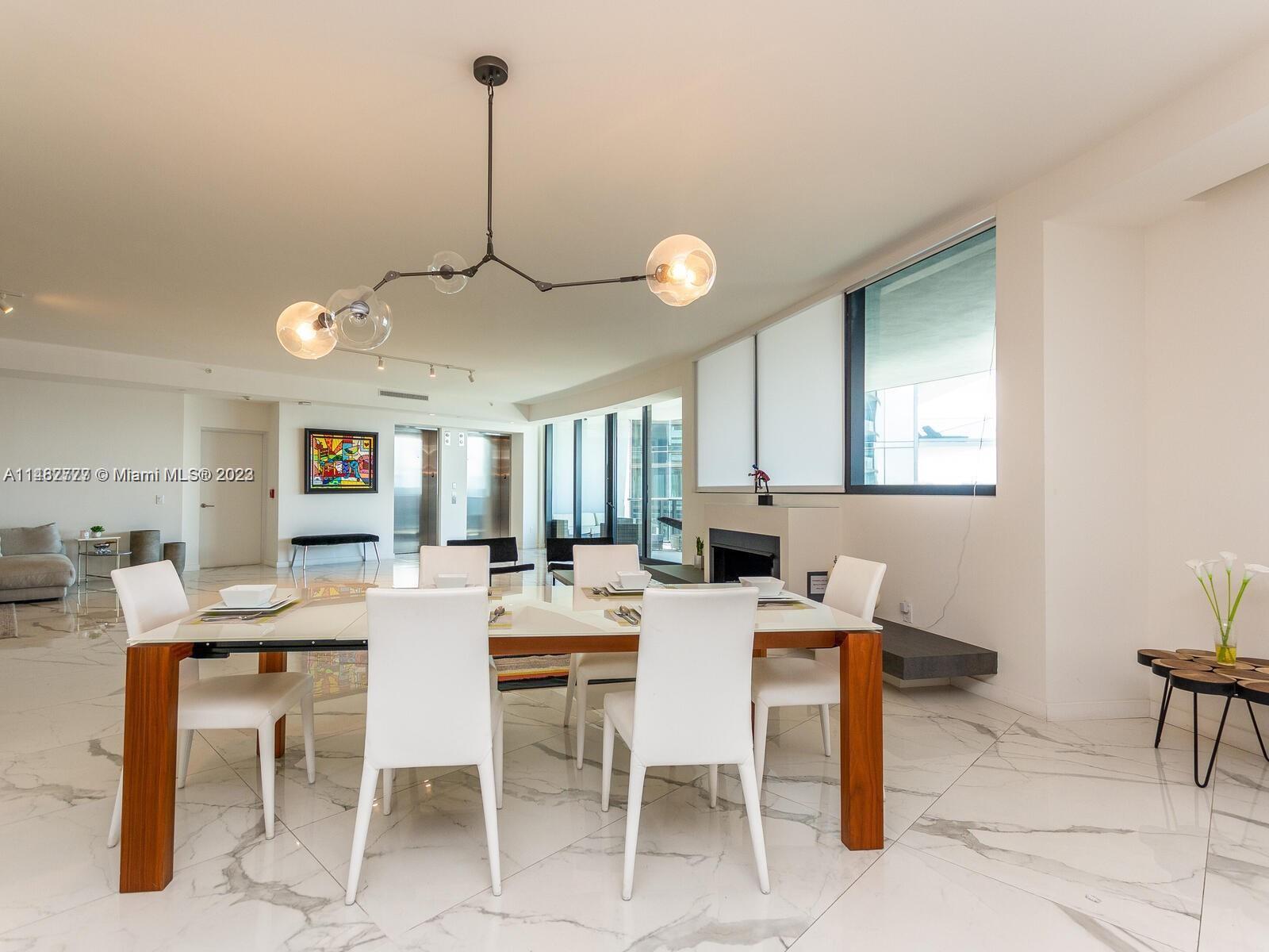 18555 COLLINS AVENUE COND - Residential