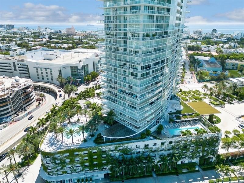 ICON CONDO - Residential