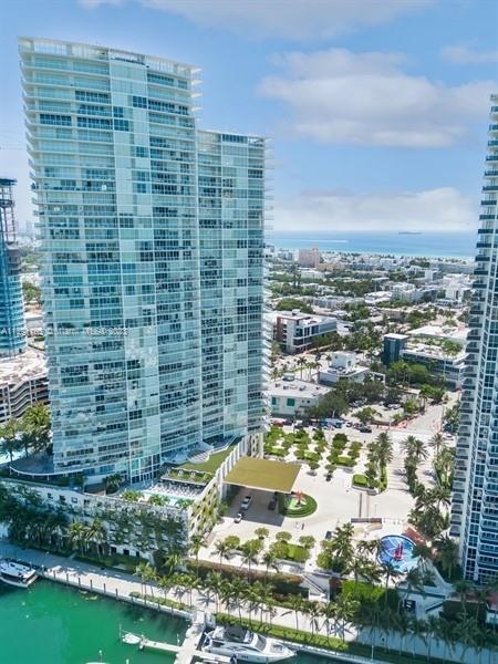 ICON CONDO - Residential