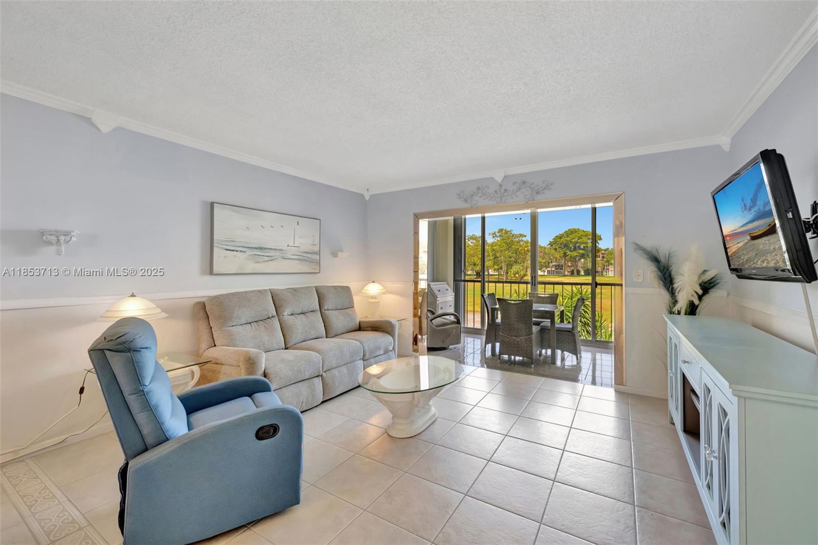 ORIOLE GOLF & TENNIS CLUB - Residential