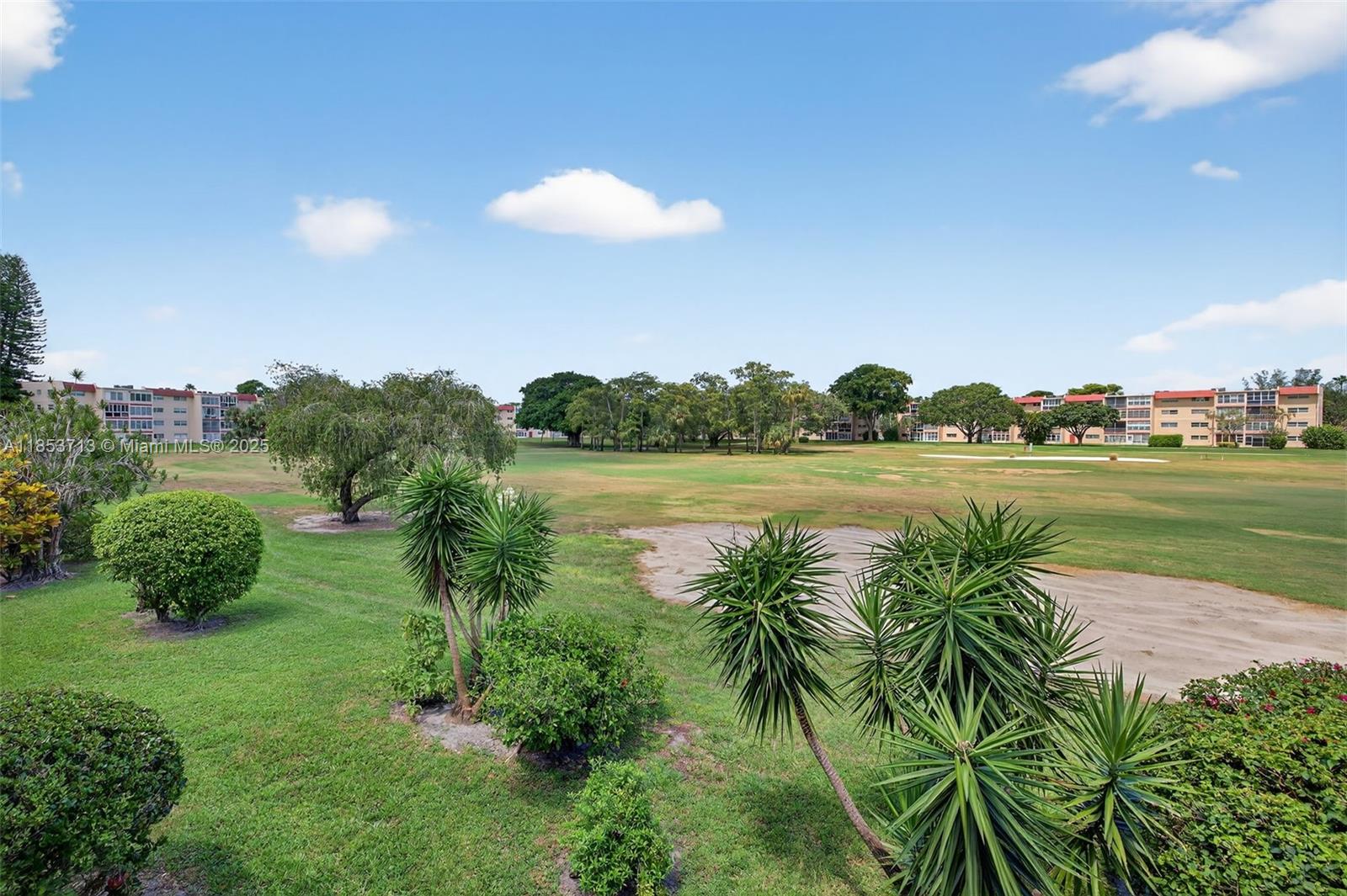 ORIOLE GOLF & TENNIS CLUB - Residential
