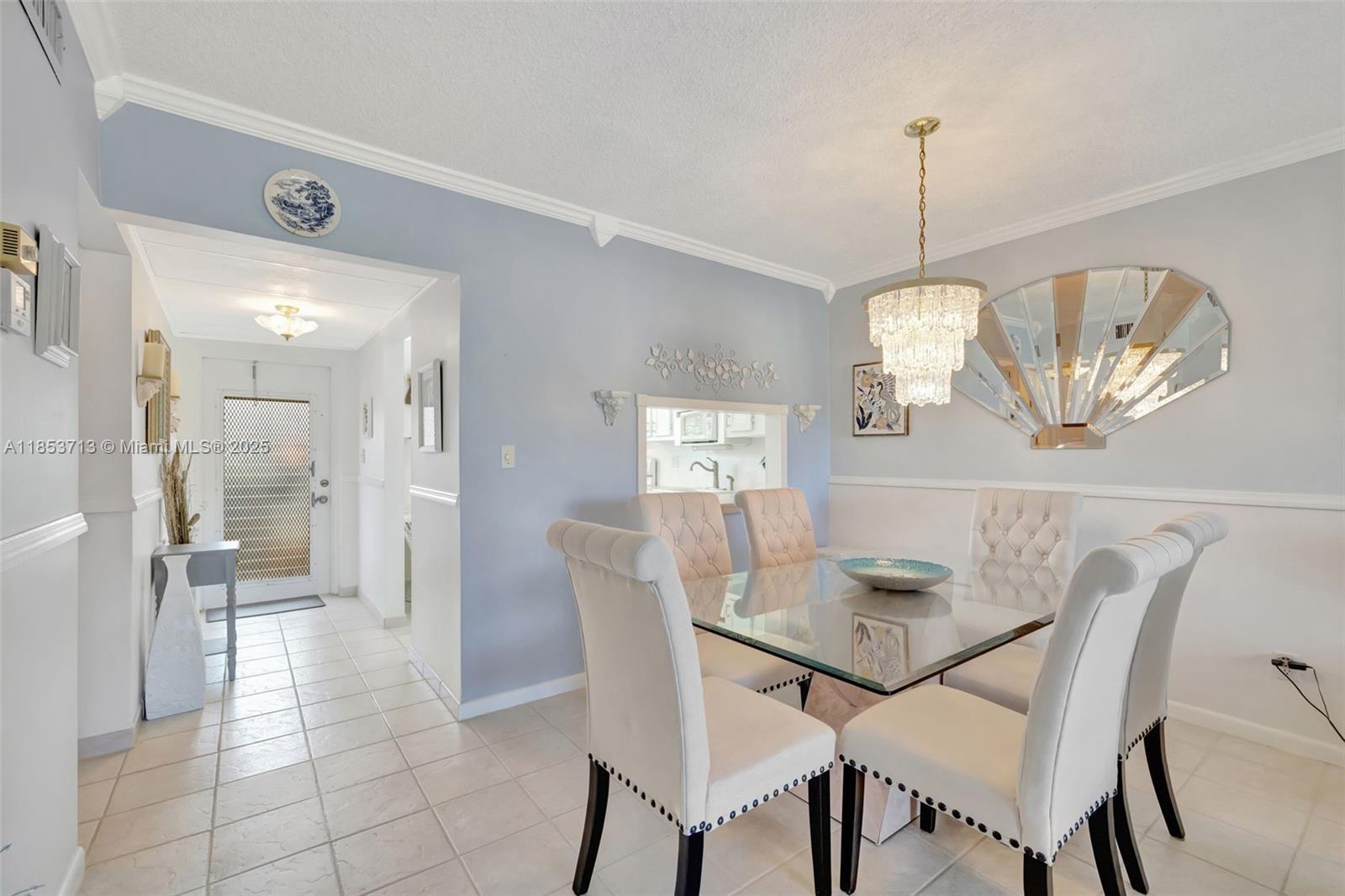 ORIOLE GOLF & TENNIS CLUB - Residential