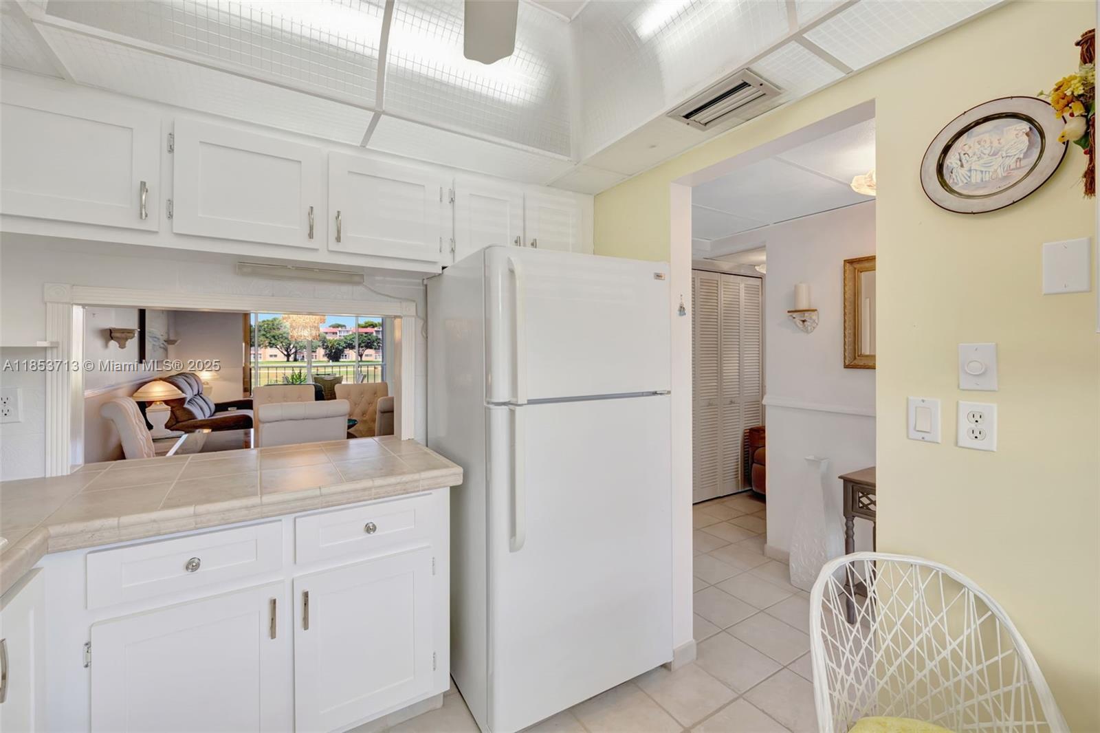 ORIOLE GOLF & TENNIS CLUB - Residential