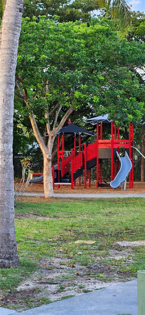 RICHMOND HGTS ESTS 3RD AD - Residential