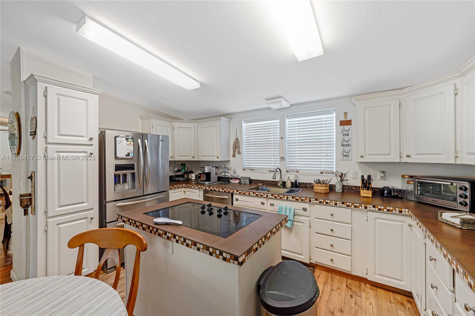 LAKE SURPRISE ESTATES - Residential Lease
