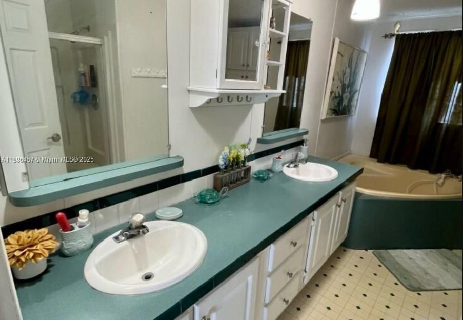 LAKE SURPRISE ESTATES - Residential Lease