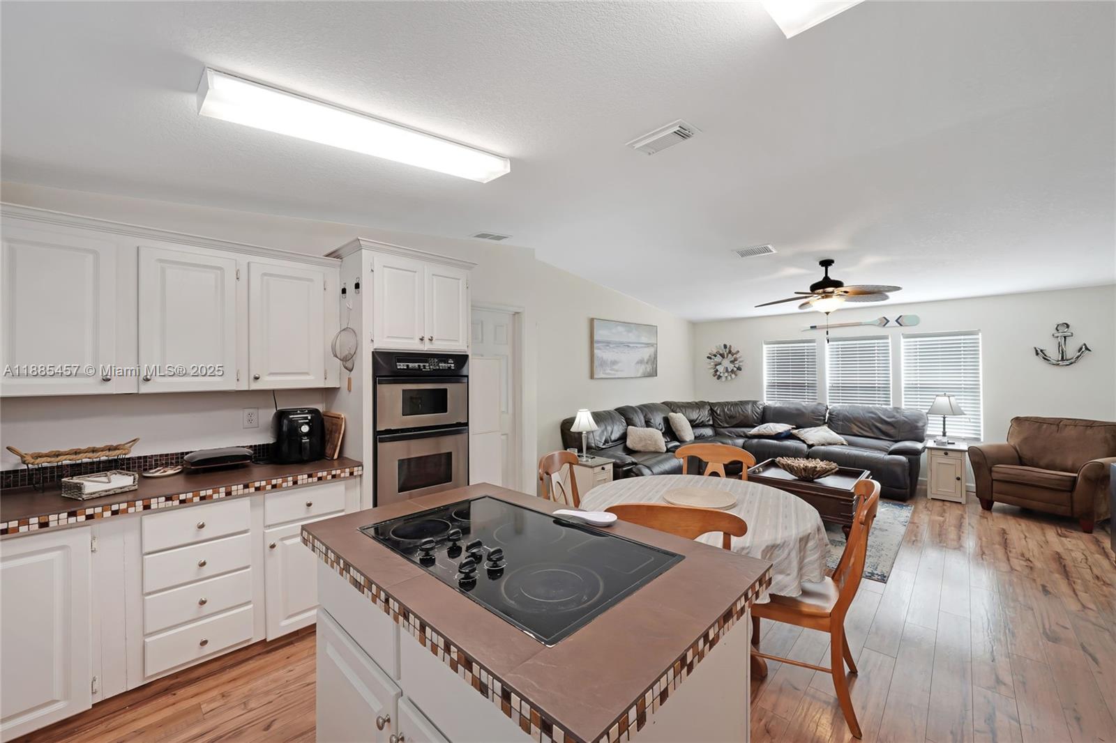 LAKE SURPRISE ESTATES - Residential Lease