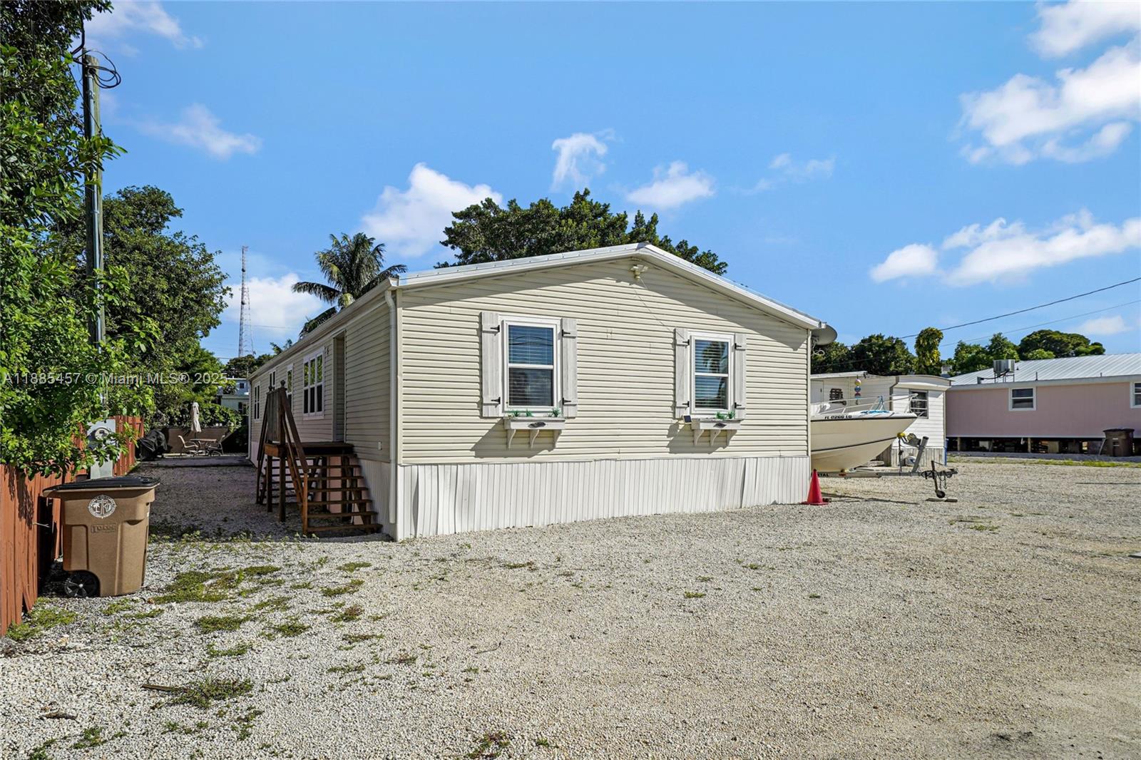 LAKE SURPRISE ESTATES - Residential Lease