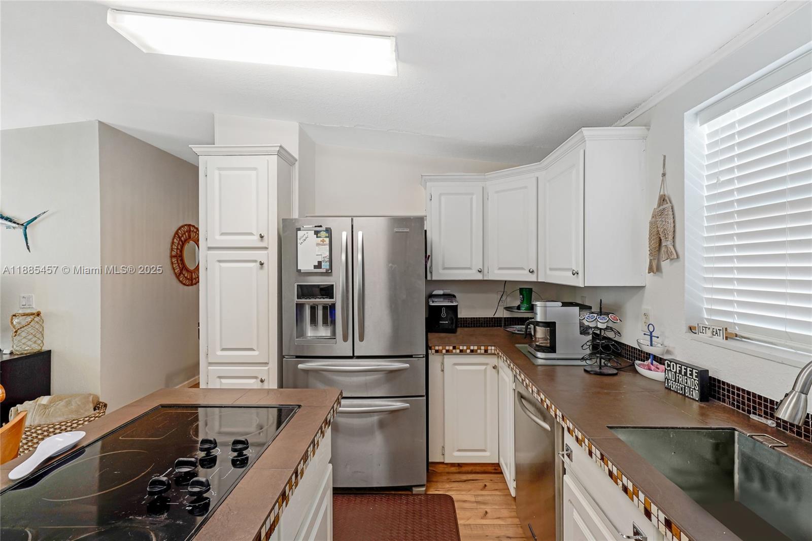LAKE SURPRISE ESTATES - Residential Lease