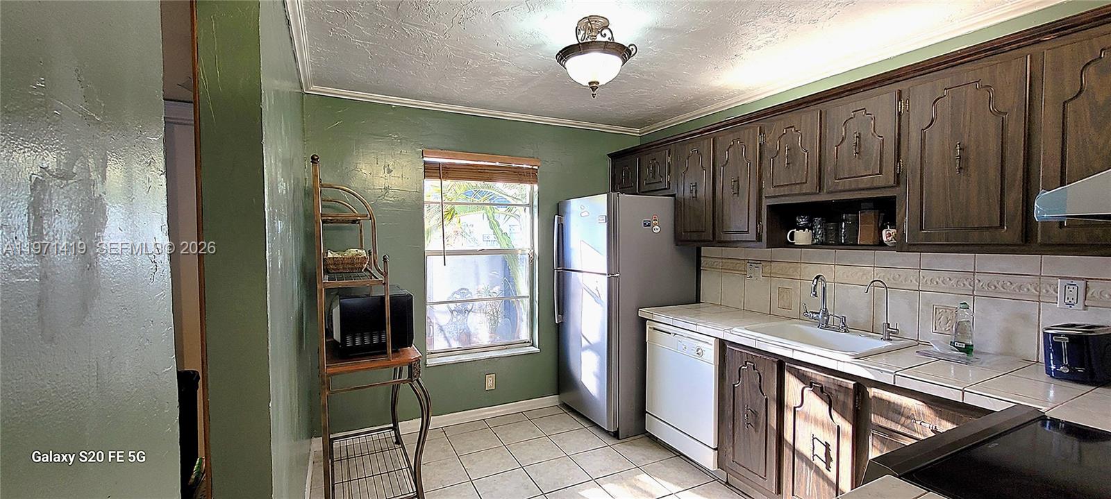 NOVA TOWNHOUSES CONDOMINI - Residential