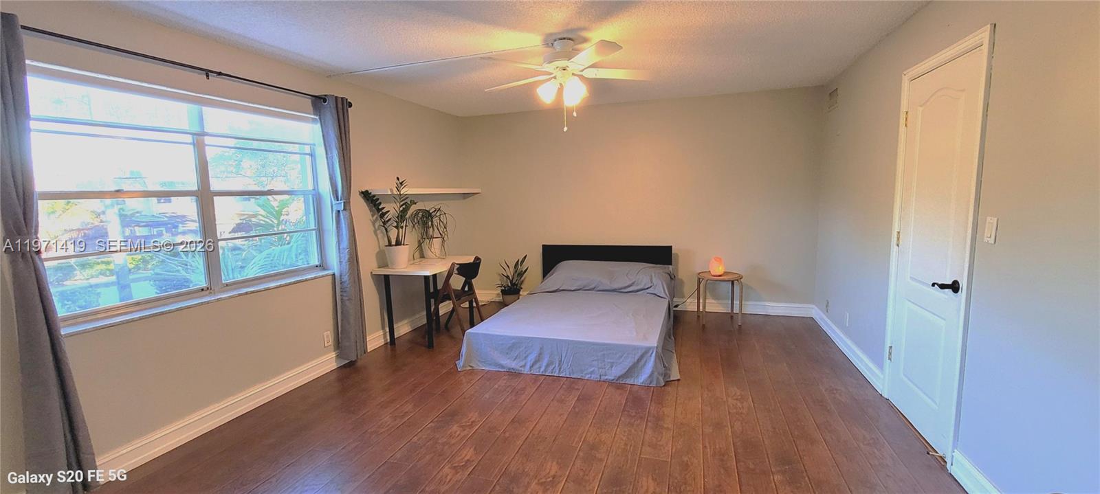 NOVA TOWNHOUSES CONDOMINI - Residential