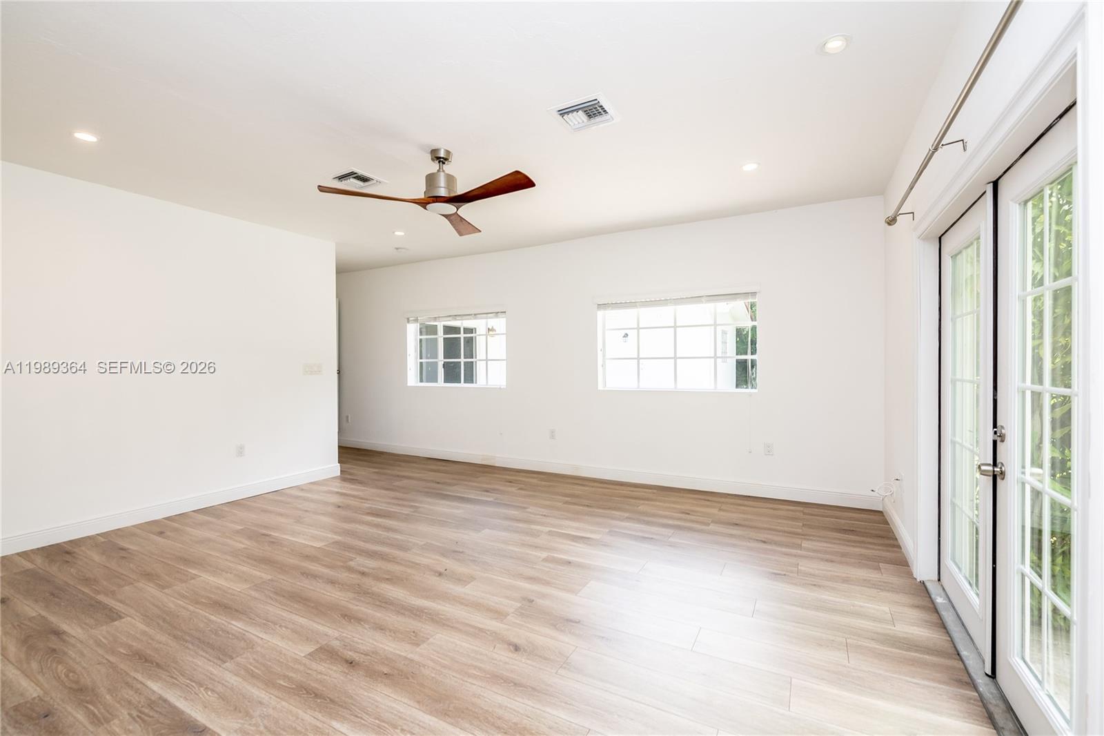 BAY POINT - Residential