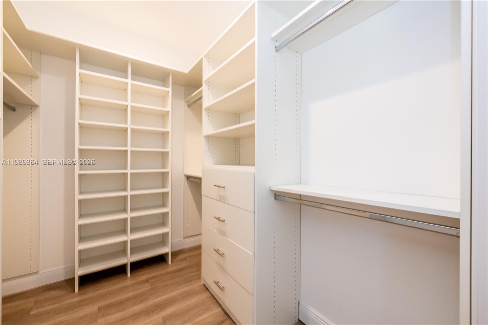 BAY POINT - Residential