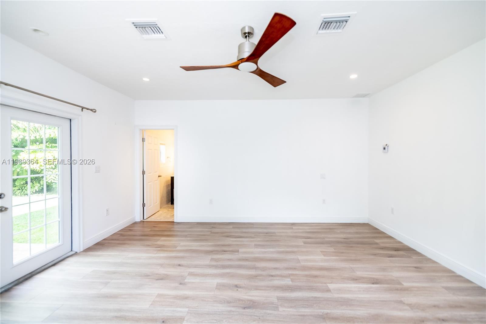 BAY POINT - Residential