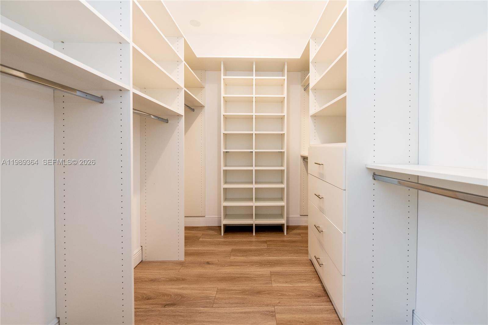 BAY POINT - Residential