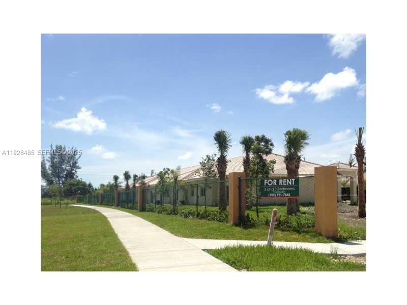 OLD BISCAYNE VILLAS CONDO - Residential Lease