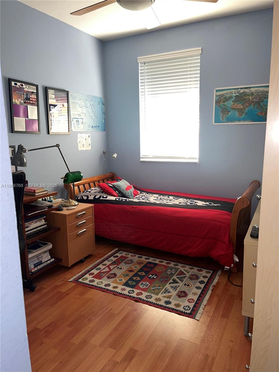 DORAL ISLES NORTH SEC ONE - Residential