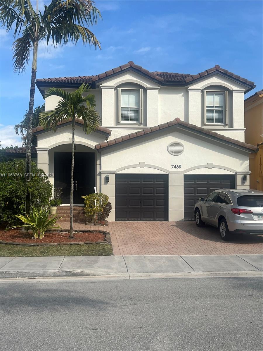 DORAL ISLES NORTH SEC ONE - Residential