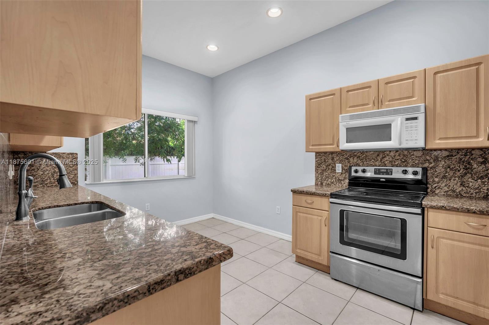 Catalina Bay - Residential