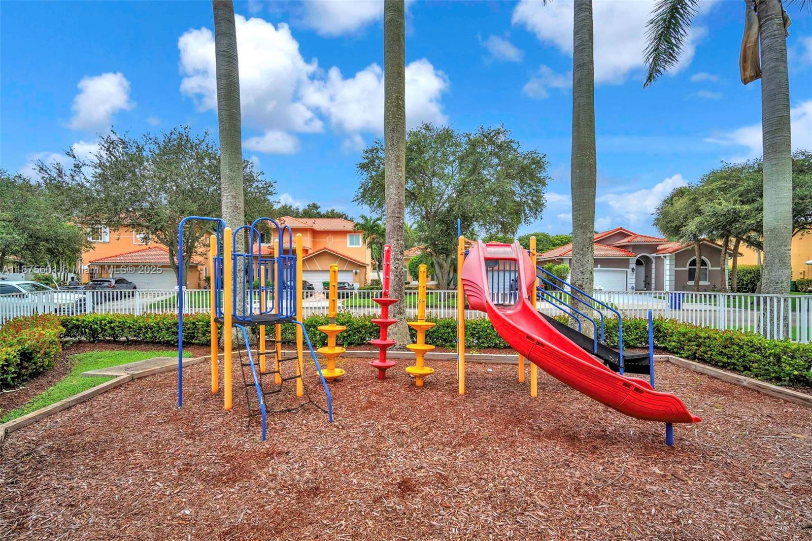 Catalina Bay - Residential