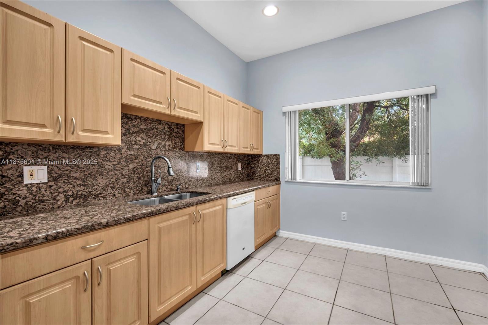 Catalina Bay - Residential